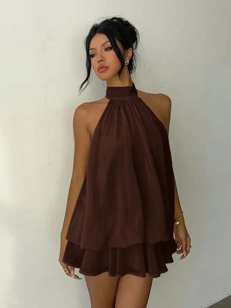 Margot Mini Vestido Halter con Espalda Descubierta y Movimiento