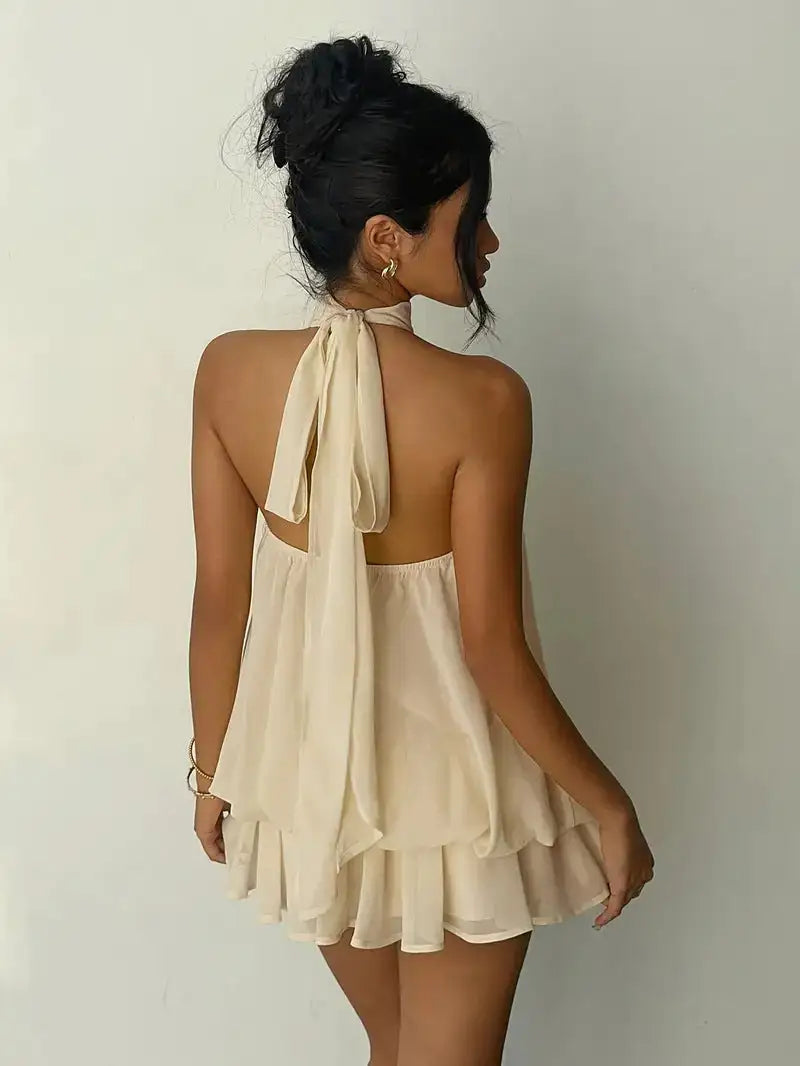 Zoa | Margot Mini Vestido Halter con Espalda Descubierta y Movimiento