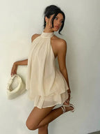 Zoa | Margot Mini Vestido Halter con Espalda Descubierta y Movimiento