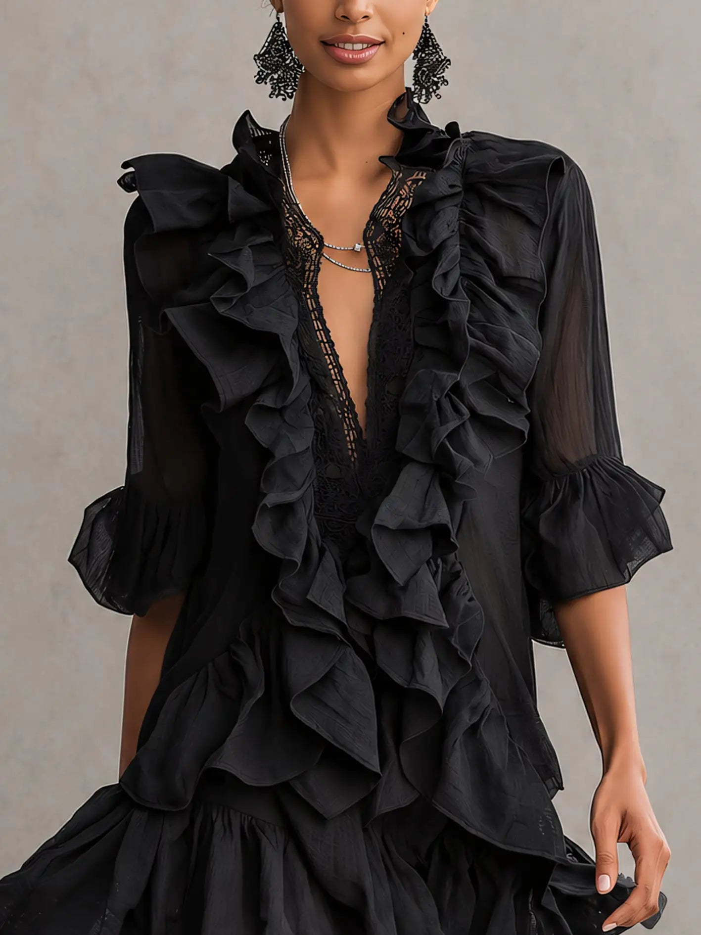 Anaïs | Mini vestido de chifón negro con volante