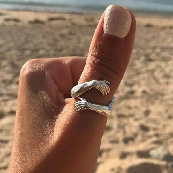 Ángeles | Anillo Abrazo Plateado Ajustable