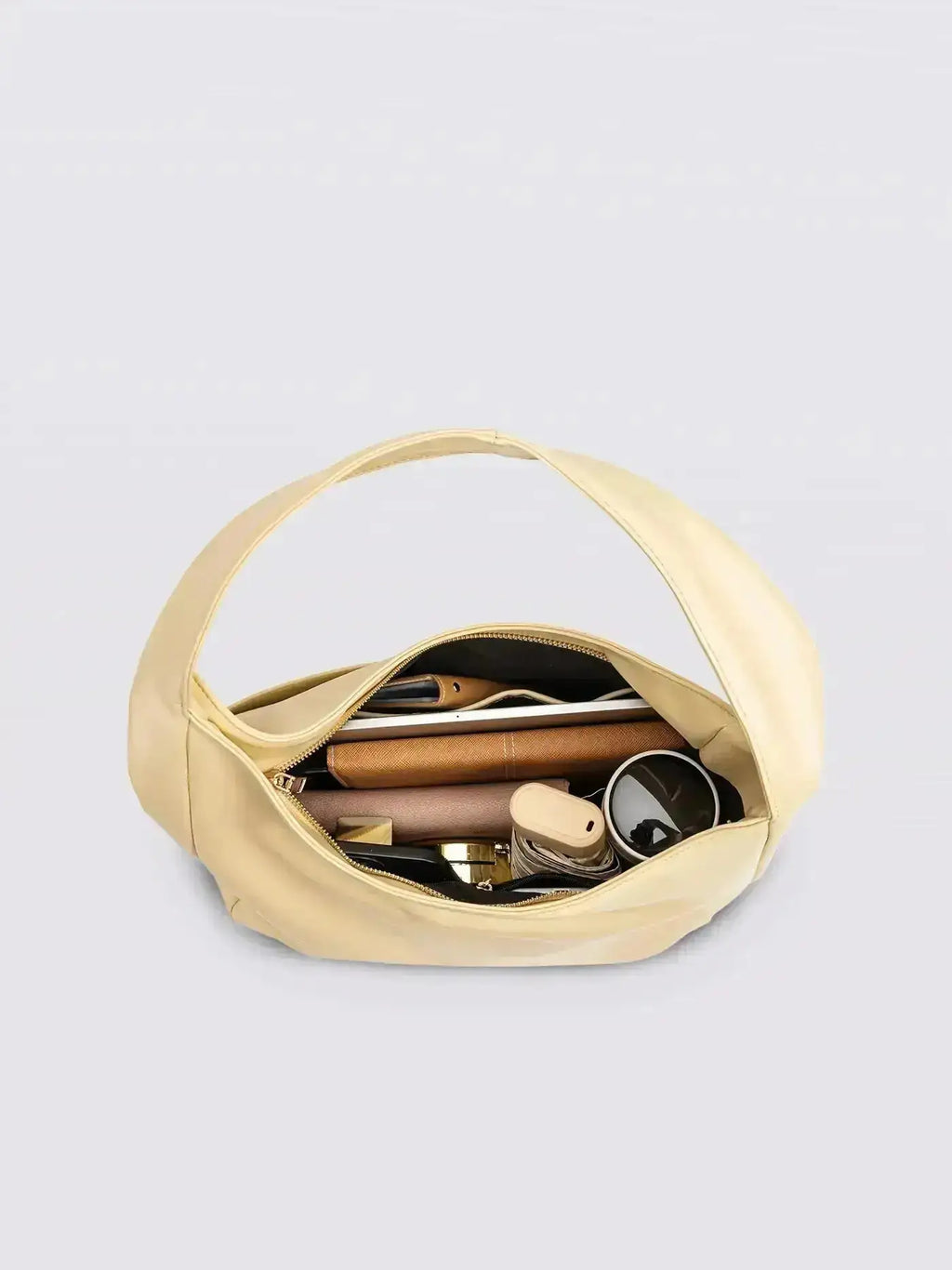 Noir Essence | Bolso Estructurado Negro Satinado