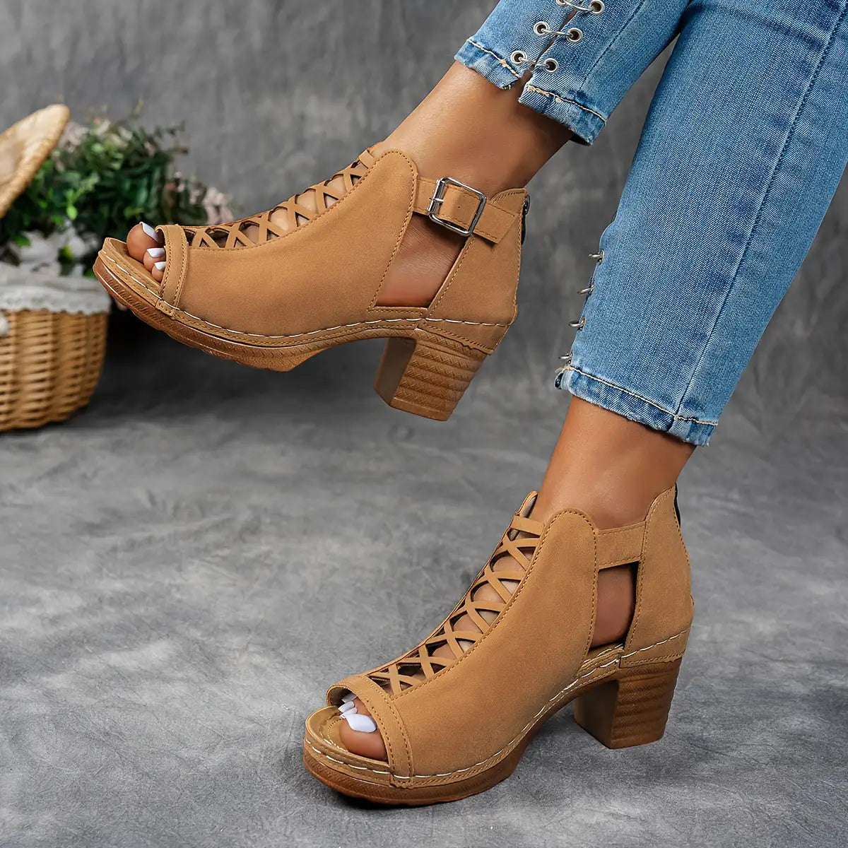 Nessa | Sandalias de Tacón con Tejido de Rejilla