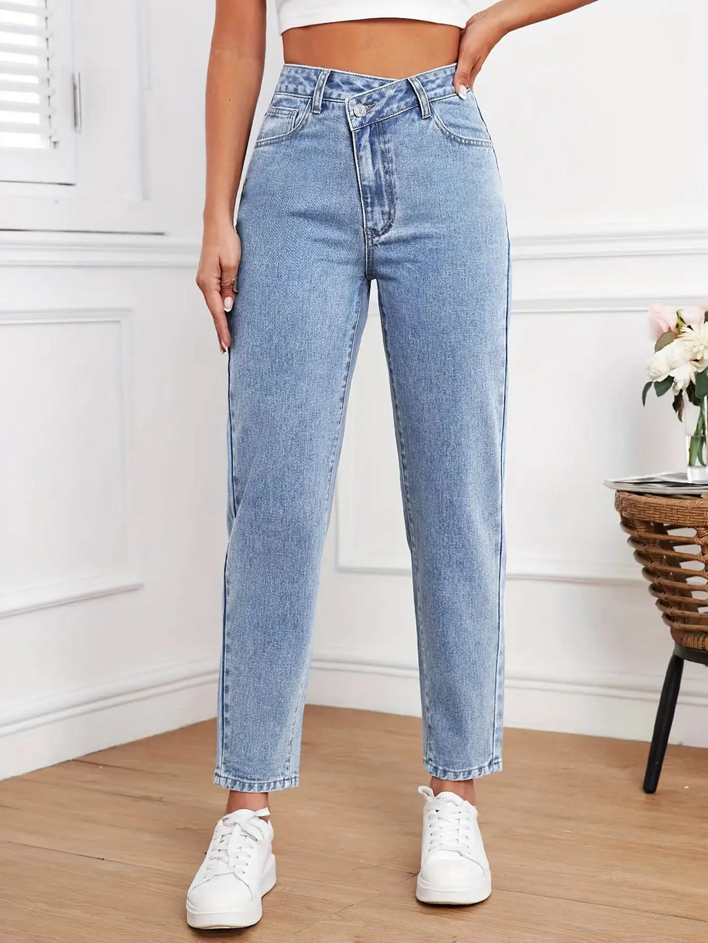 Naia | Vaqueros de Tiro Alto — High-Waisted™