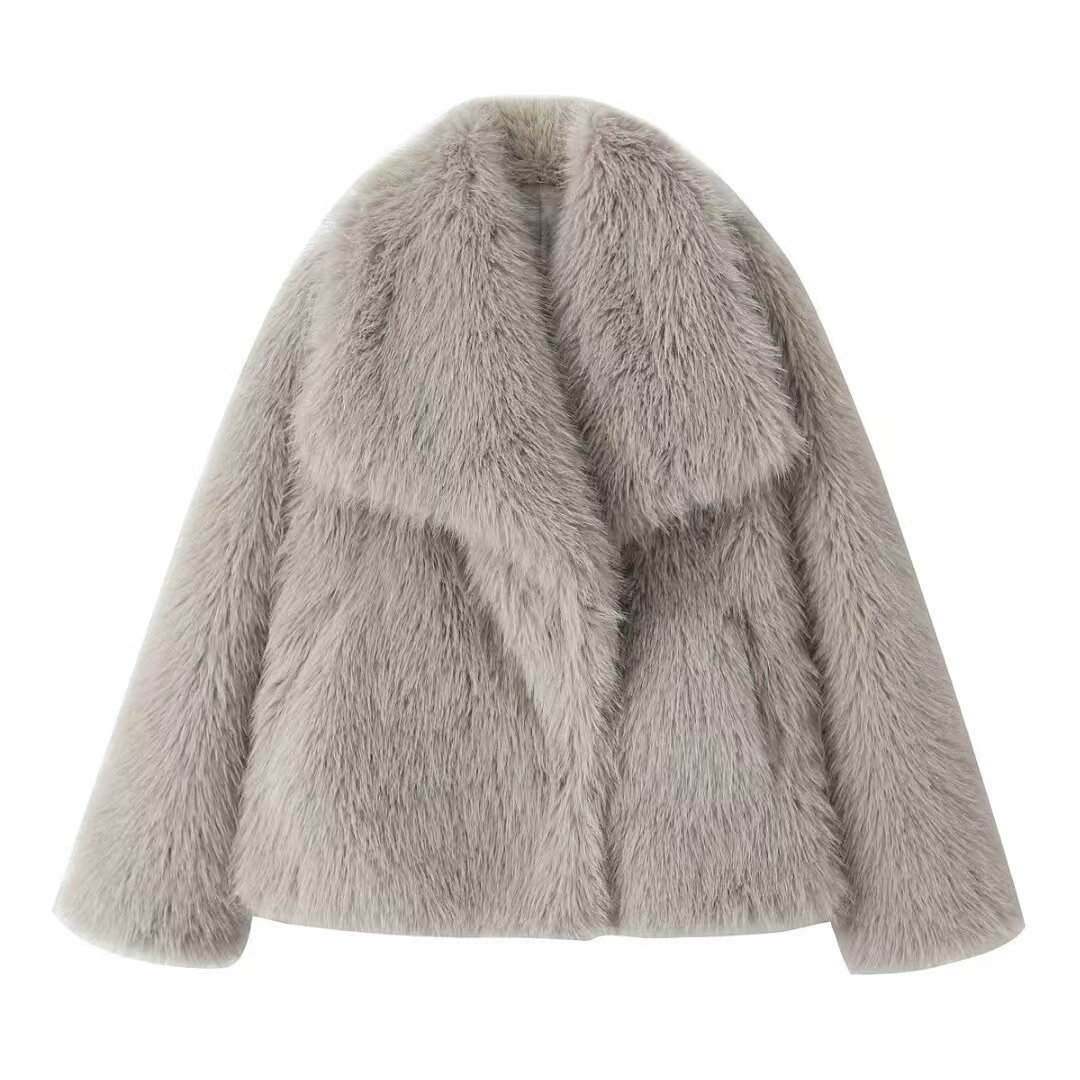 Vicenta | Chaqueta Corta de Pelo con Cuello Ancho