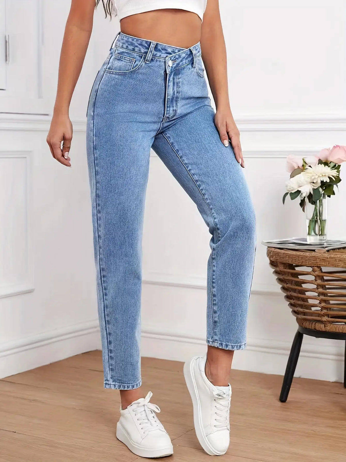 Naia | Vaqueros de Tiro Alto — High-Waisted™
