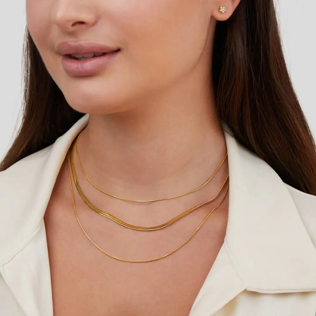 Cadena dorada artesanal de mujer — Sere | Collar de Mujer