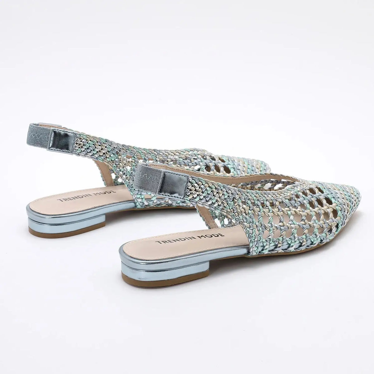 Trendiva™ | Sandalias Planas Trenzadas en Punta