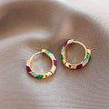 Purificación | Pendientes Elegantes con Esmalte Dorado