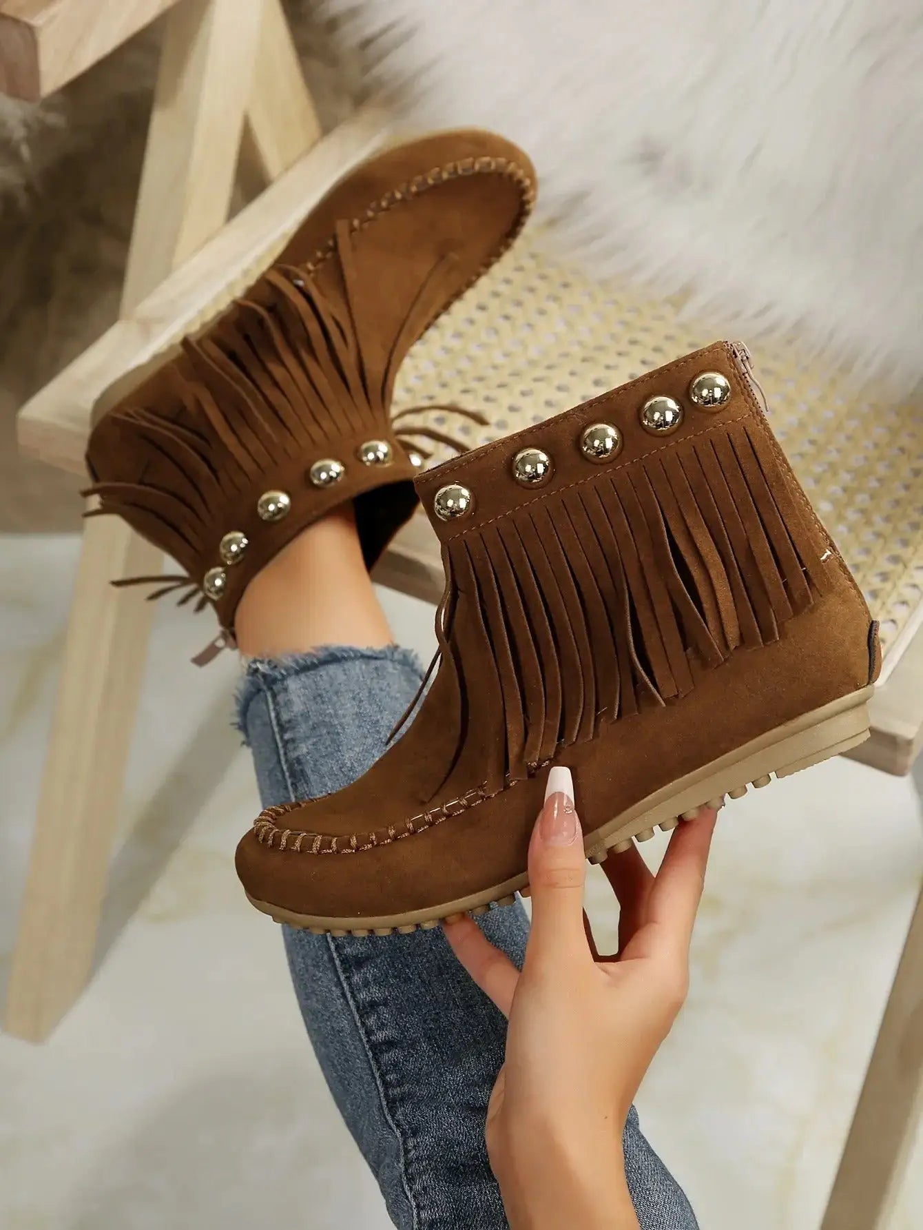 Mimi | Botines Planos Retro con Borlas
