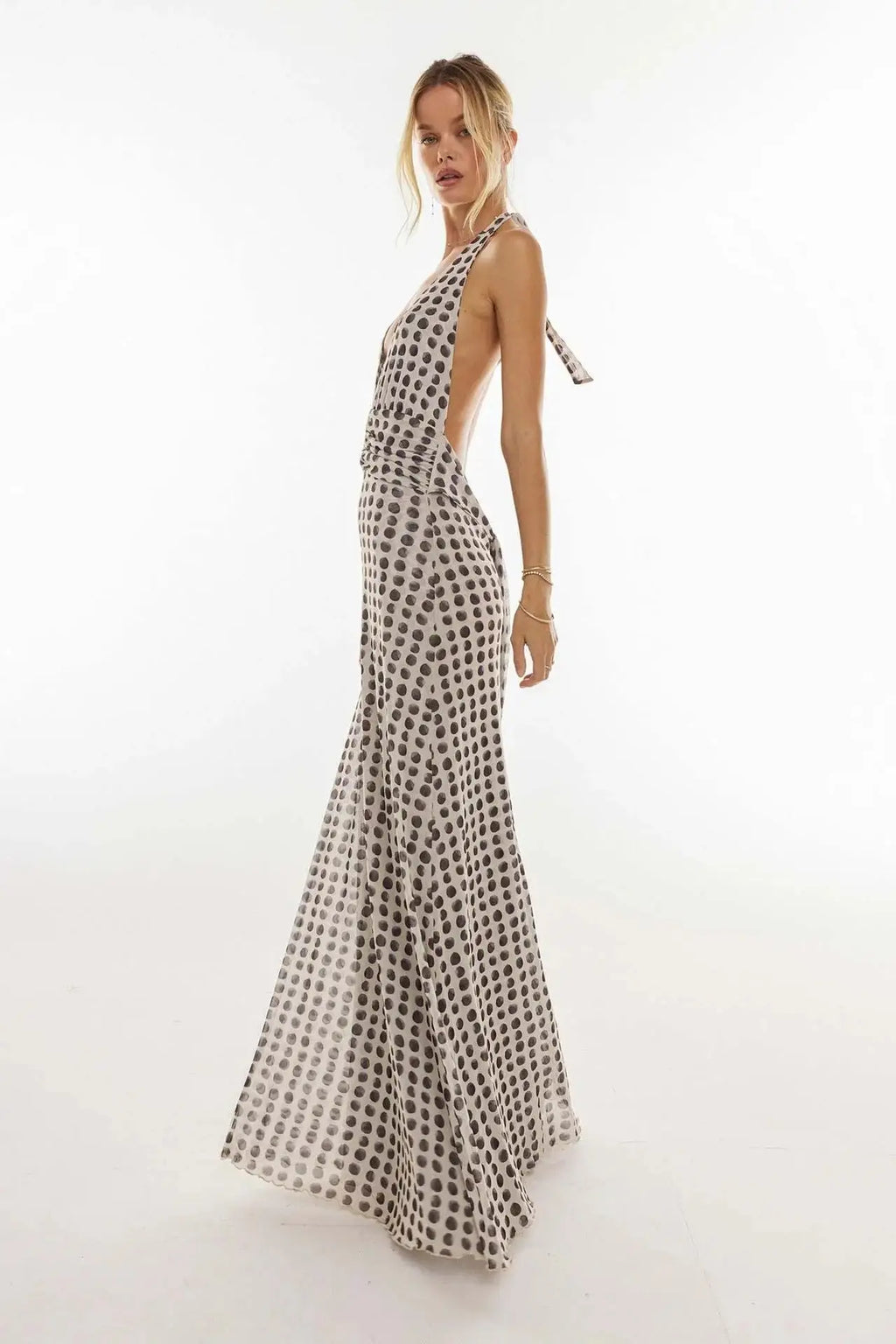 Anouk | Vestido Maxi · Escote en V