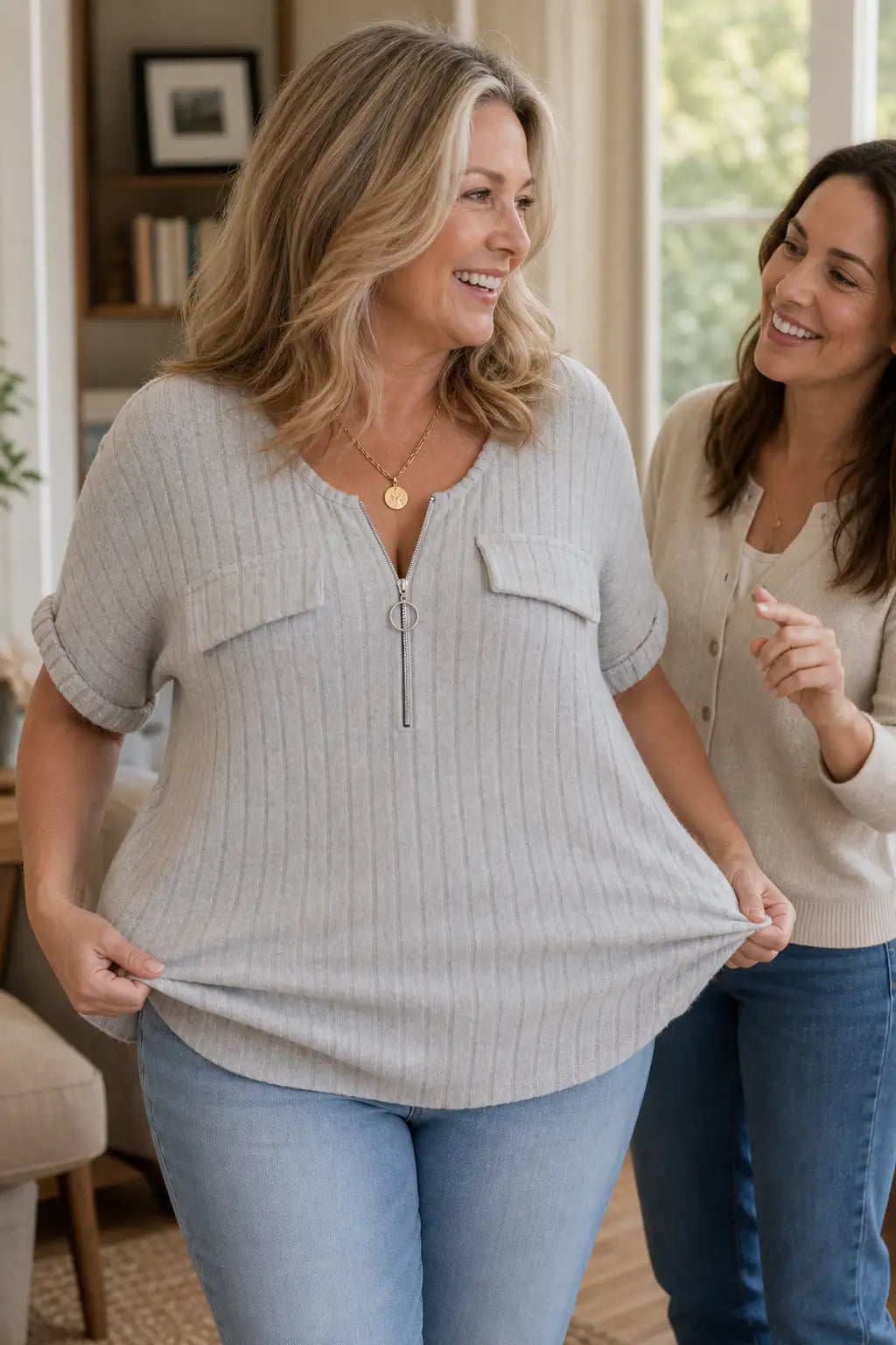 Caridad | Camiseta de Canalé con Cuello de Cremallera