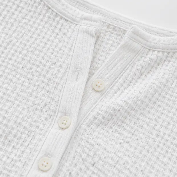 Macaria | Camiseta Gofrada Henley de Manga 3/4