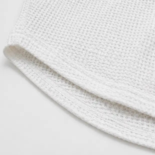 Macaria | Camiseta Gofrada Henley de Manga 3/4
