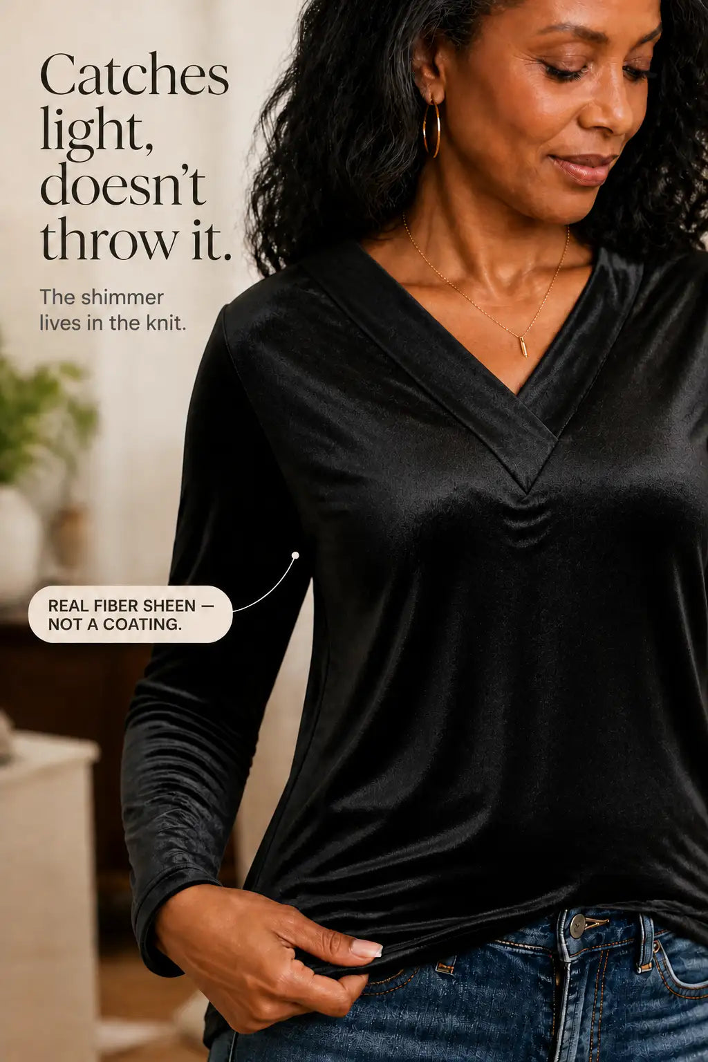 Azucena | Camiseta de Punto Brillante con Cuello en Pico