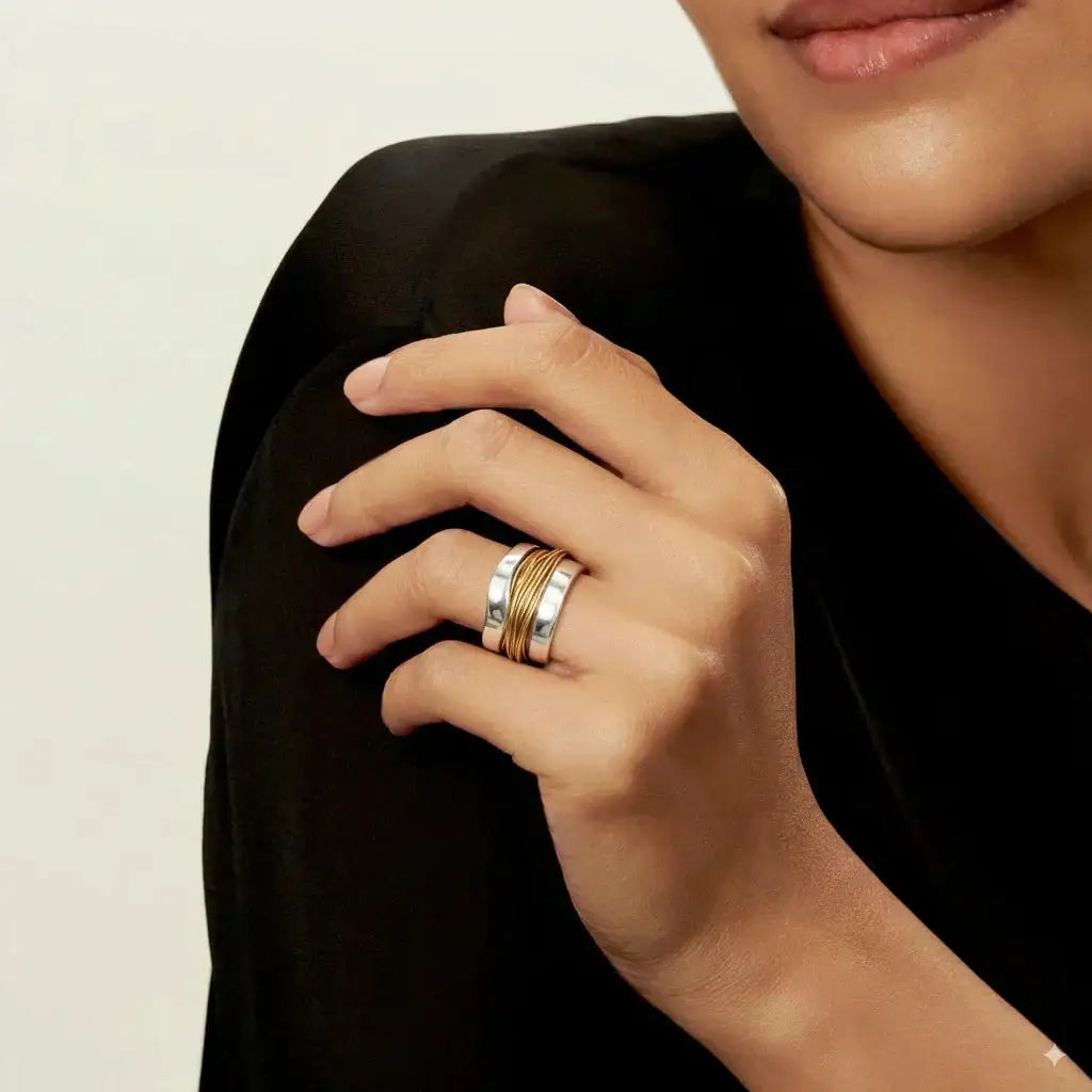 Carmen | Anillo de Plata con Hilo Dorado
