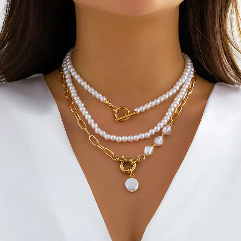 Celina | Collar de Perlas en Capas con Tonos Dorados