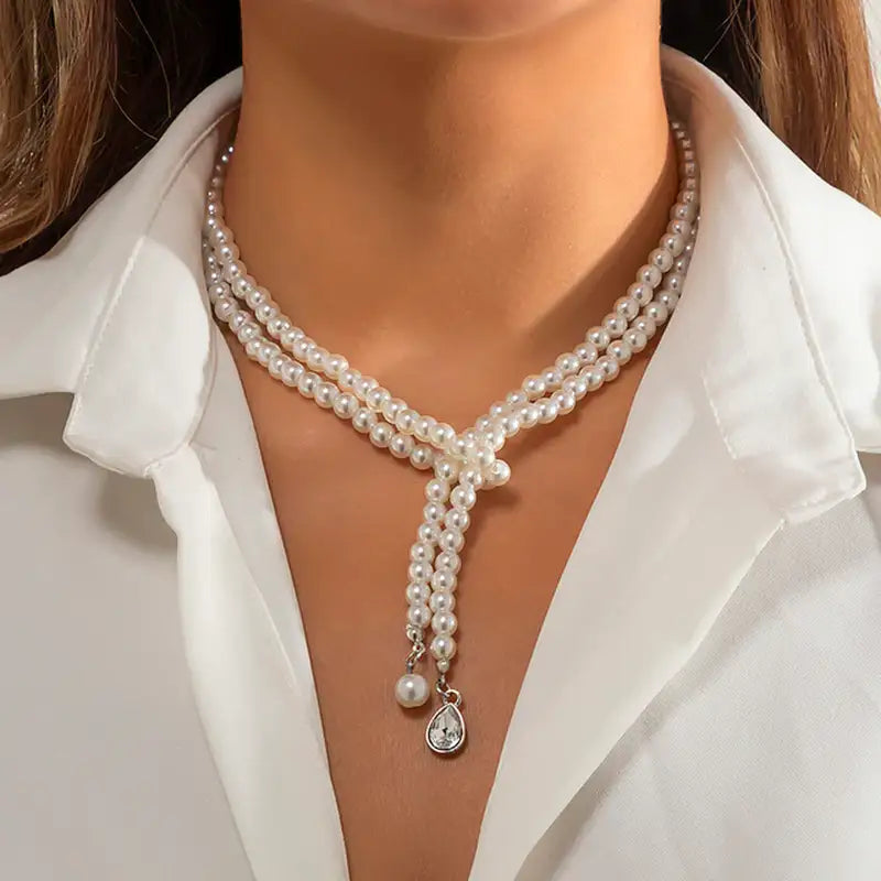 Celina | Collar de Perlas en Capas con Tonos Dorados