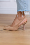 Rut | Tacones Kitten Beige con Punta Afilada