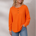 Olalla | Camiseta Gofrada Henley de Cuello Redondo