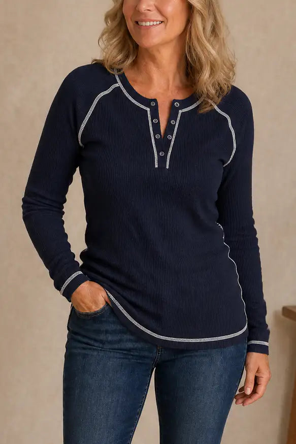 Paula | Camiseta Gofrada Henley con Costuras