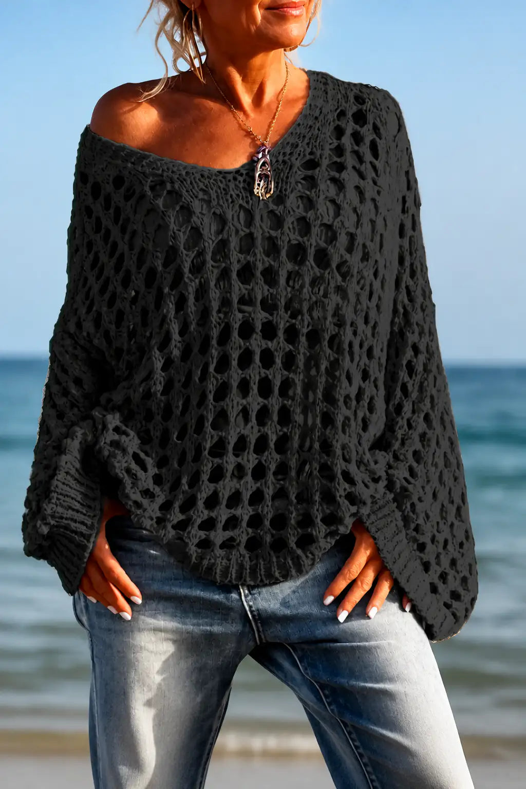 Fuencisla | Jersey Oversize Calado con Hombros Descubiertos