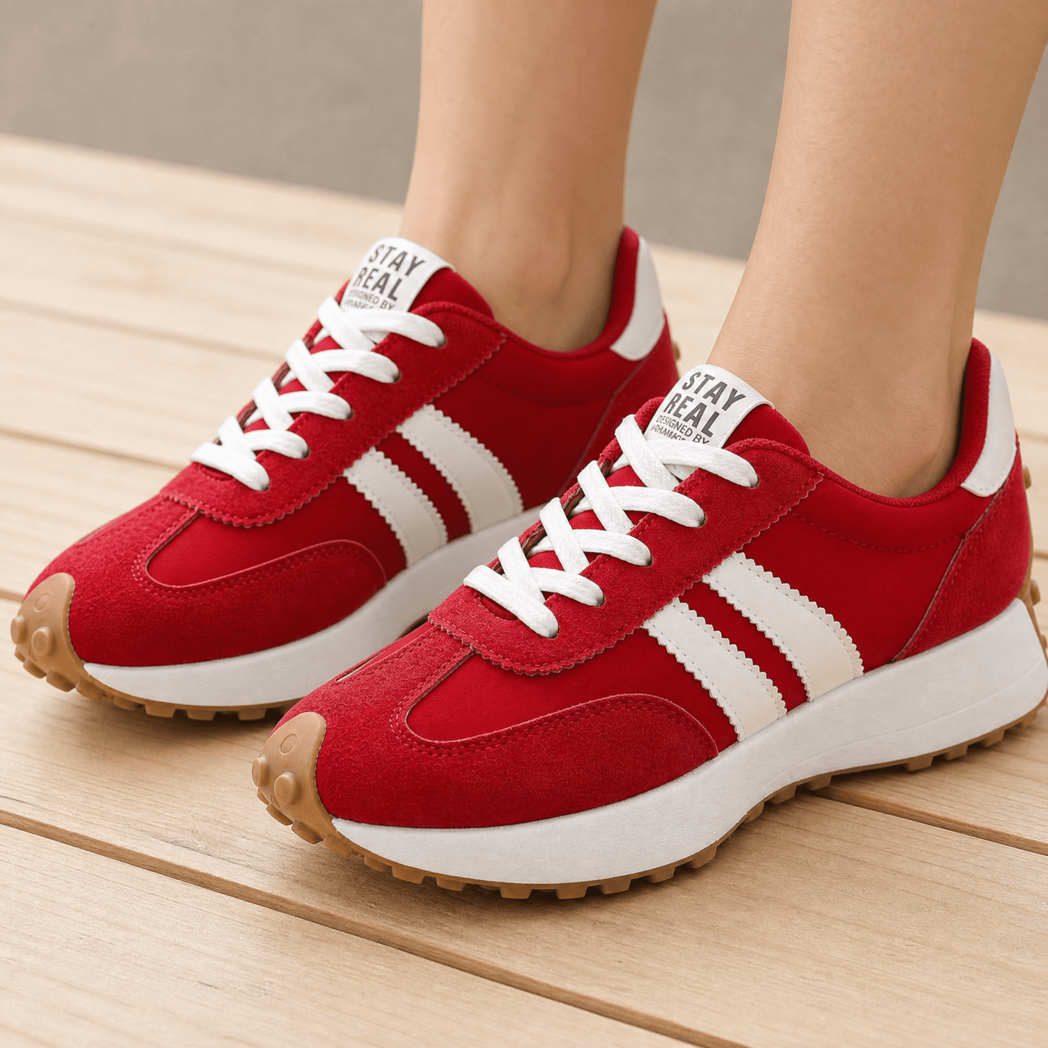 Julia | Zapatilla Retro de Ante Sintético